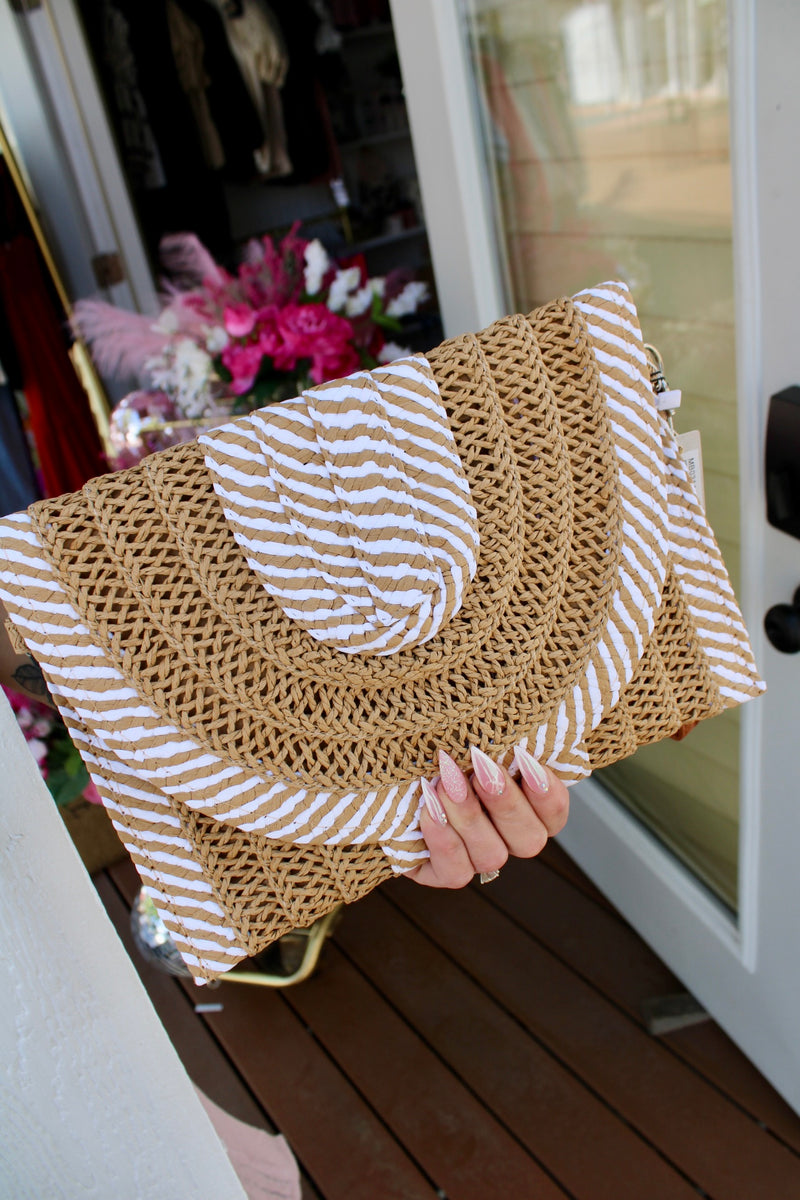 Mixed Striped Straw Clutch / Crossbody Bag
: Taupe
