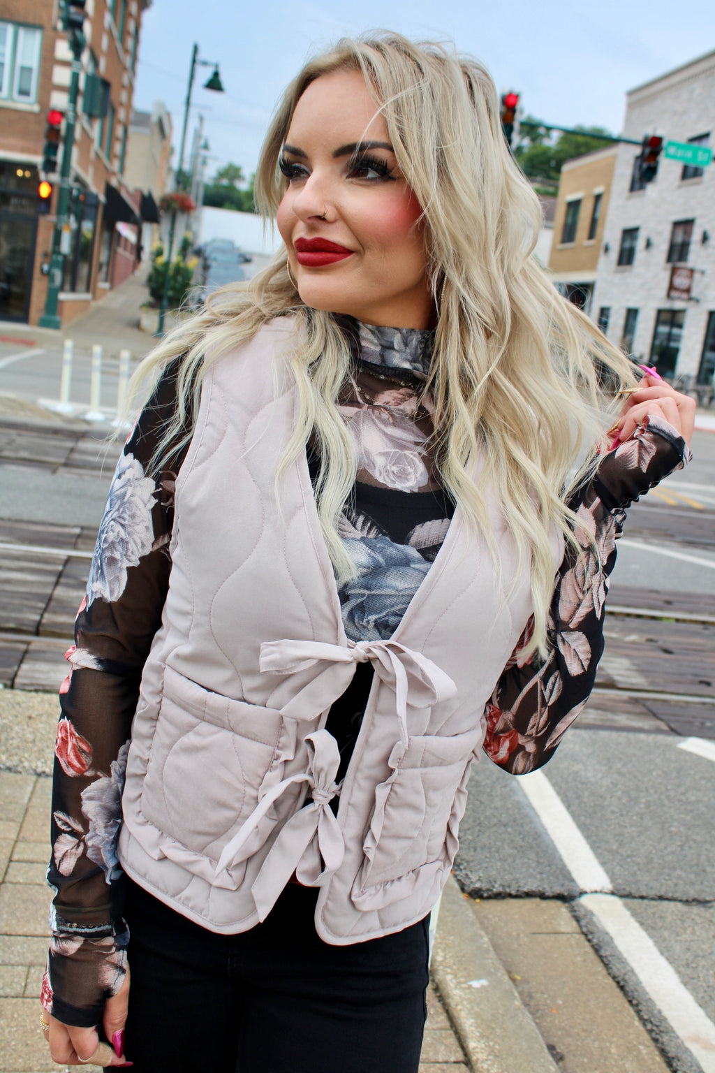 Fall Sweetheart Bow Tie Puffer Vest | Dark Taupe