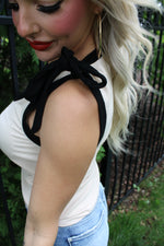 Scoop Neck Contrast Bow Tie Tank