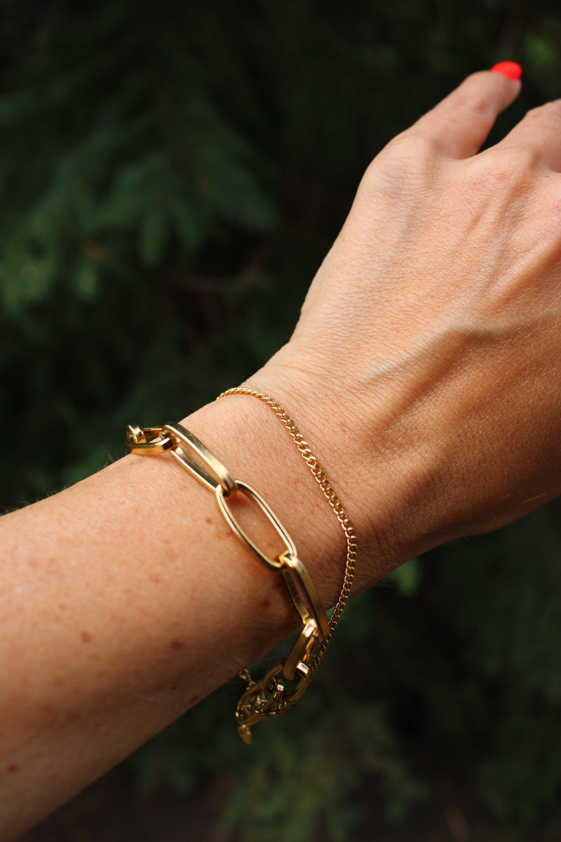 Oversized Paper Clip Mixed Chain Bracelet Gold
