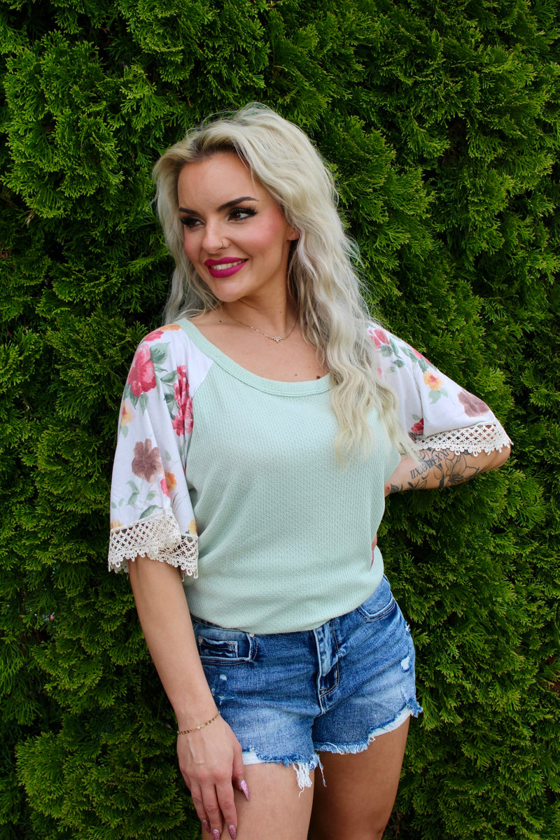 Celine Floral Sleeve Top | Sage