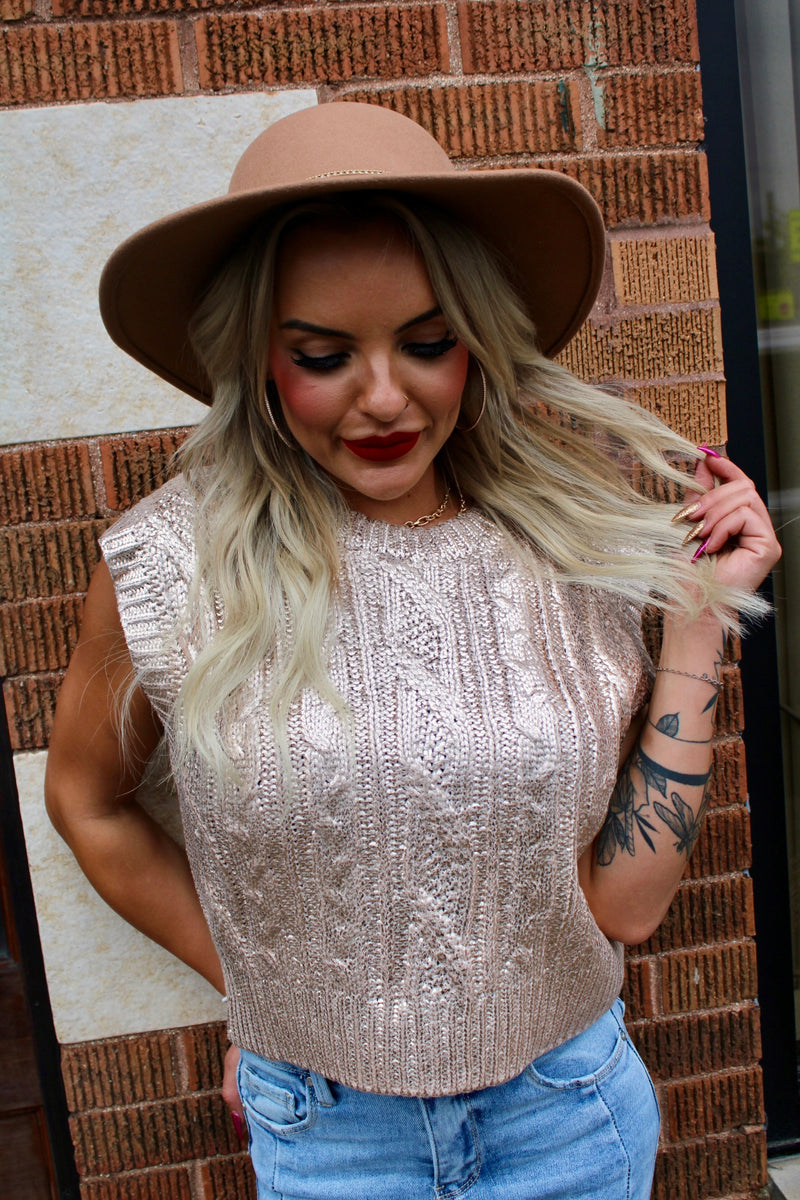 Jessabelle Sleeveless Metallic Cable Knit Sweater | Lt. Gold