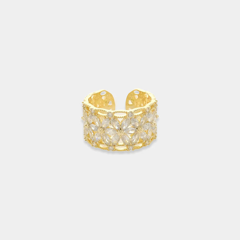 822RN28 - CZ Daisy Ring