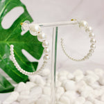 Gradation Bauble Hoop Earrings: Silver