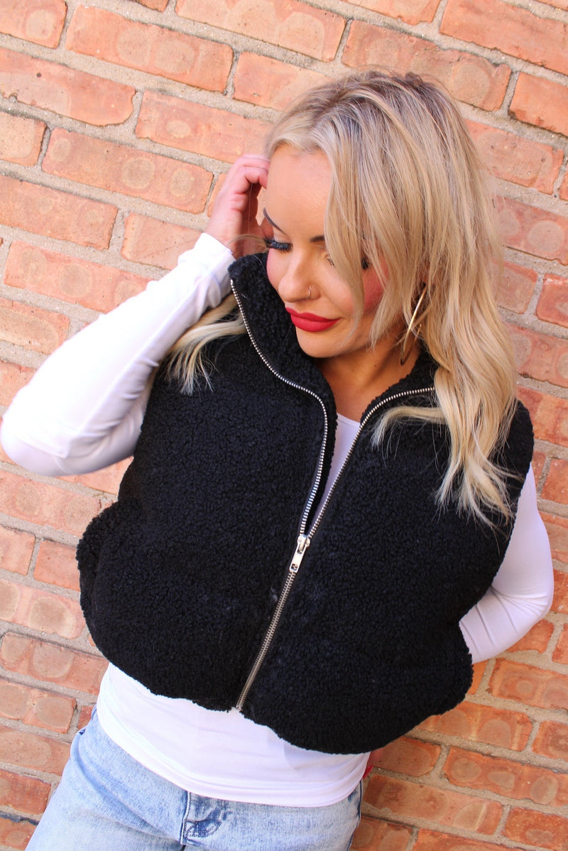 Teddy Zip Up Vest | Black
