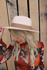 Glinda Grommet Trim Wide Brim Fedora | Beige
