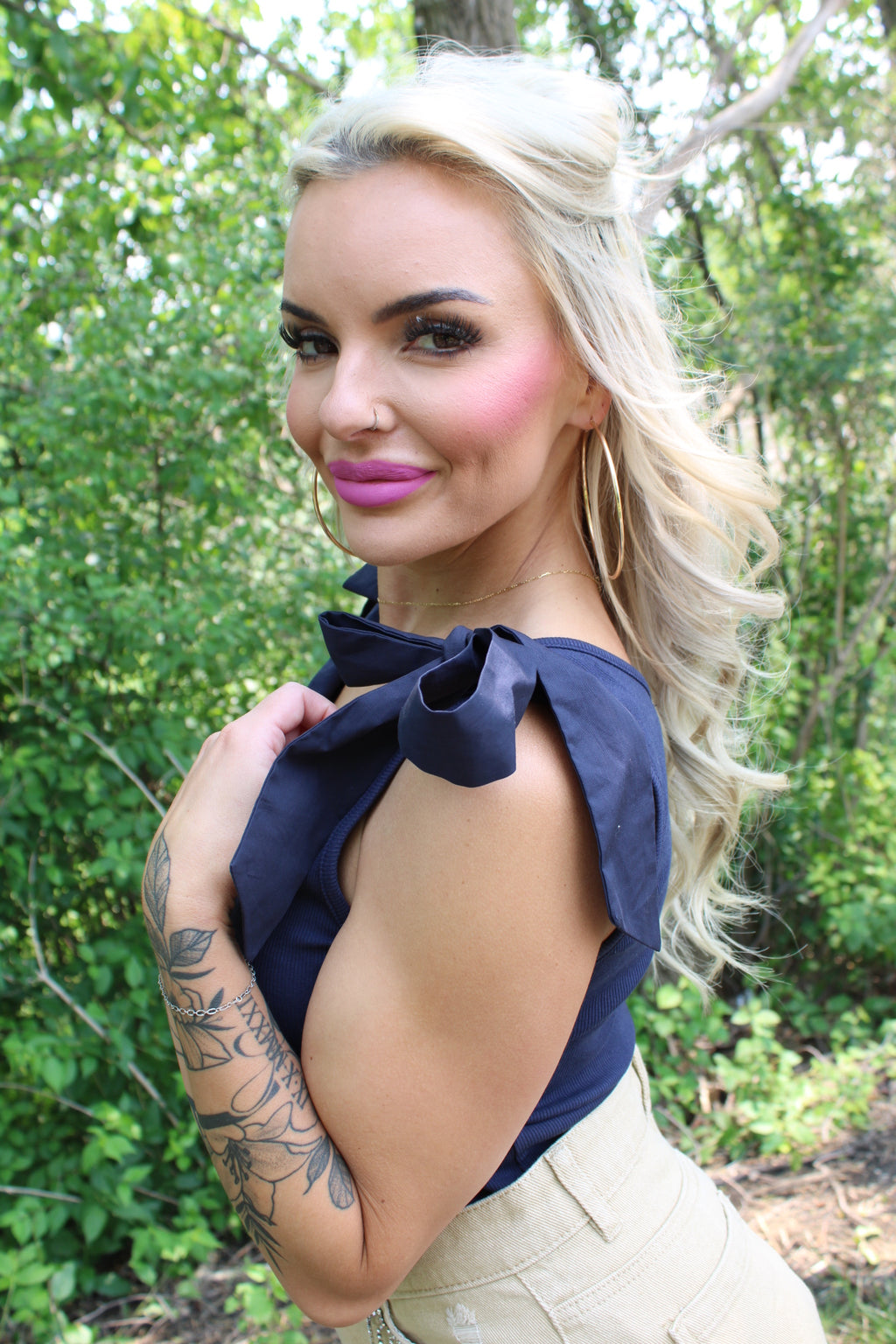 Ribbed V-Neck Bow Tie Tank | Navy
