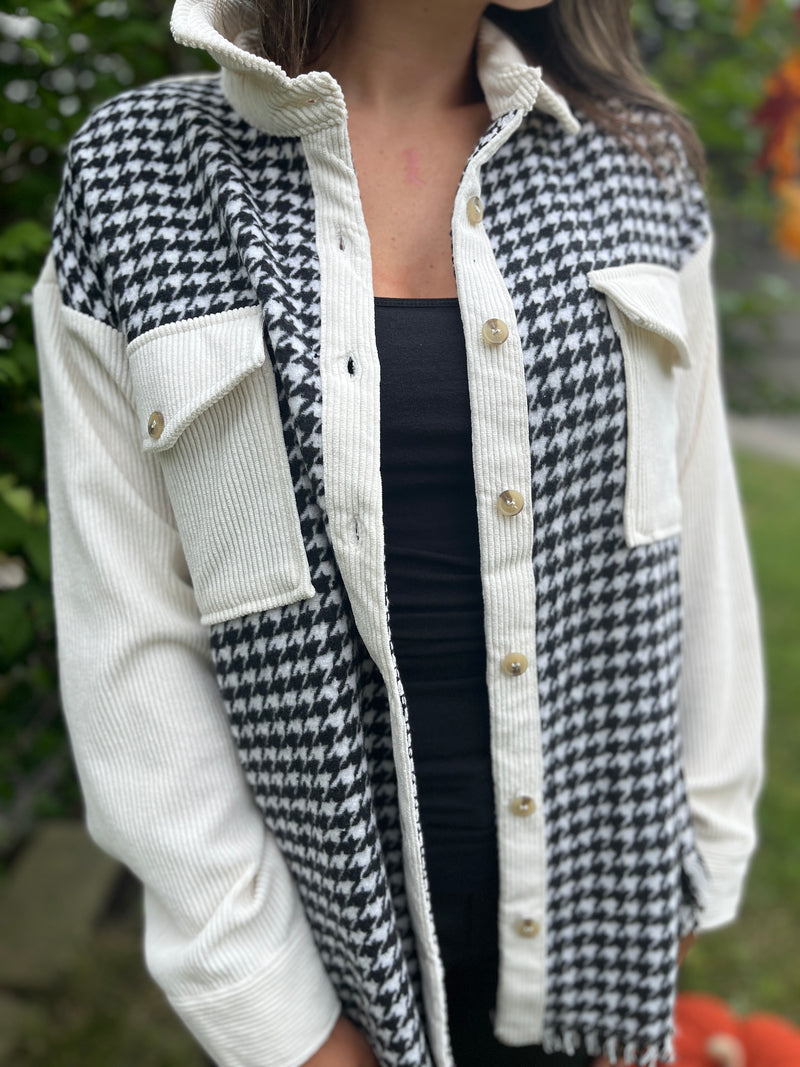 Pretty Girl Fall Houndstooth Shacket | Black and White