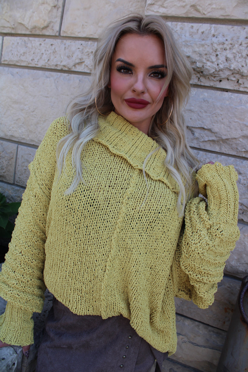 Harvest Moon Turtle Neck Knit Chunky Sweater | Mustard