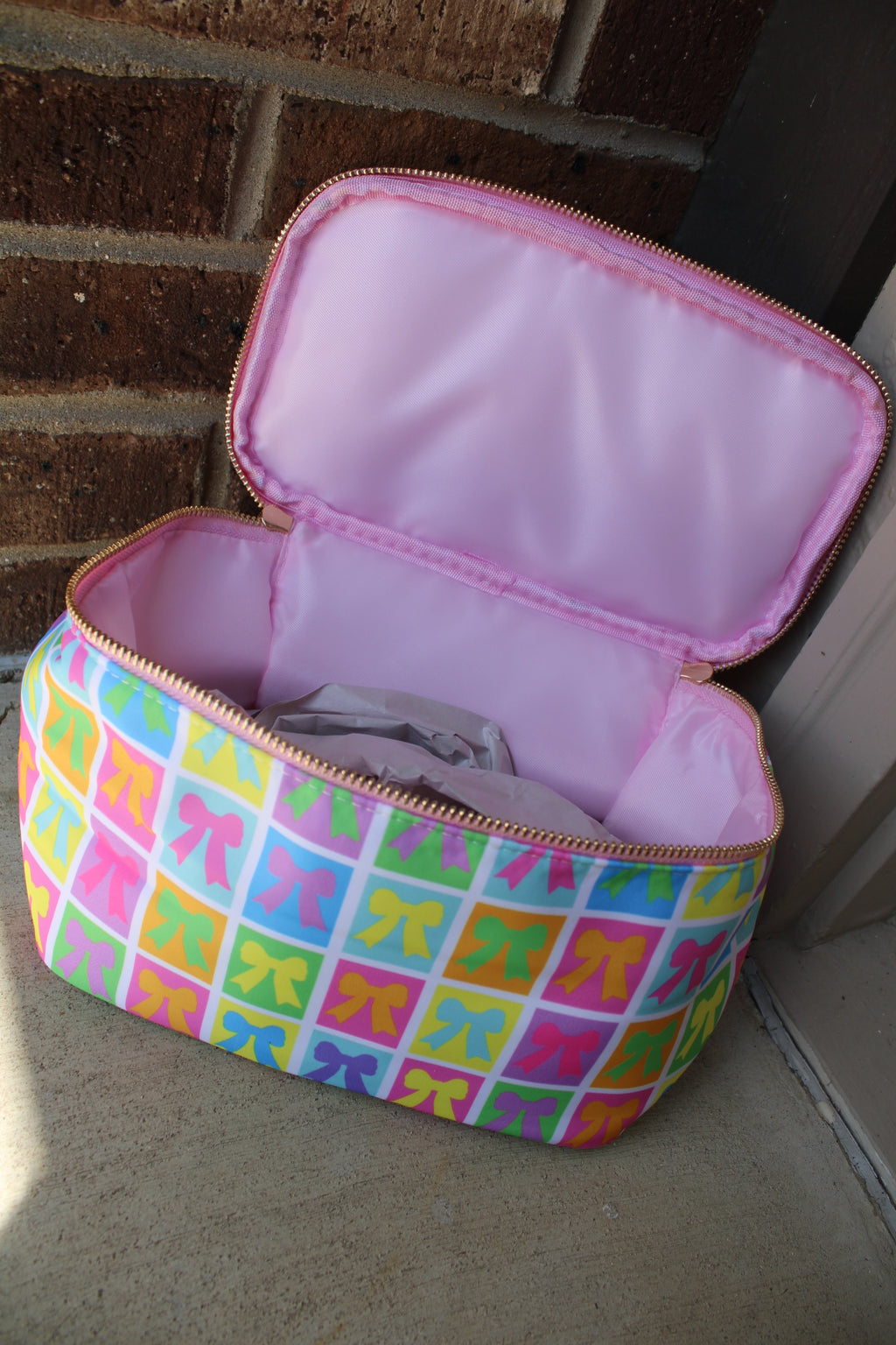 Bow Bonanza Travel Bag, Neon