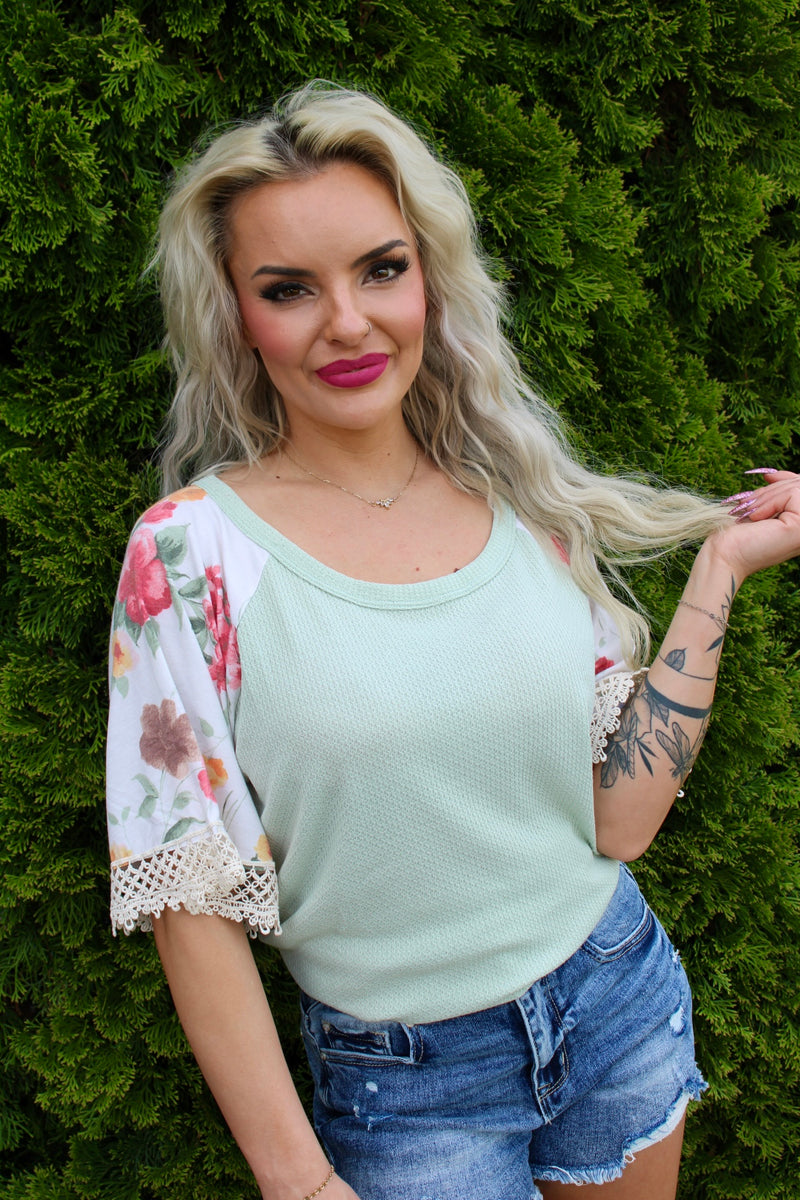 Celine Floral Sleeve Top | Sage