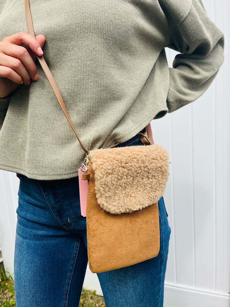 Handy Dandy Phone Crossbody | Teddy Brown