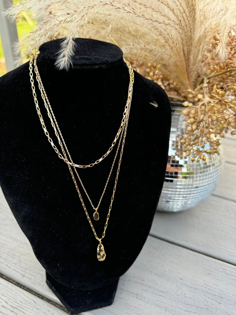 3 Layered Teardrop & Chain Necklace