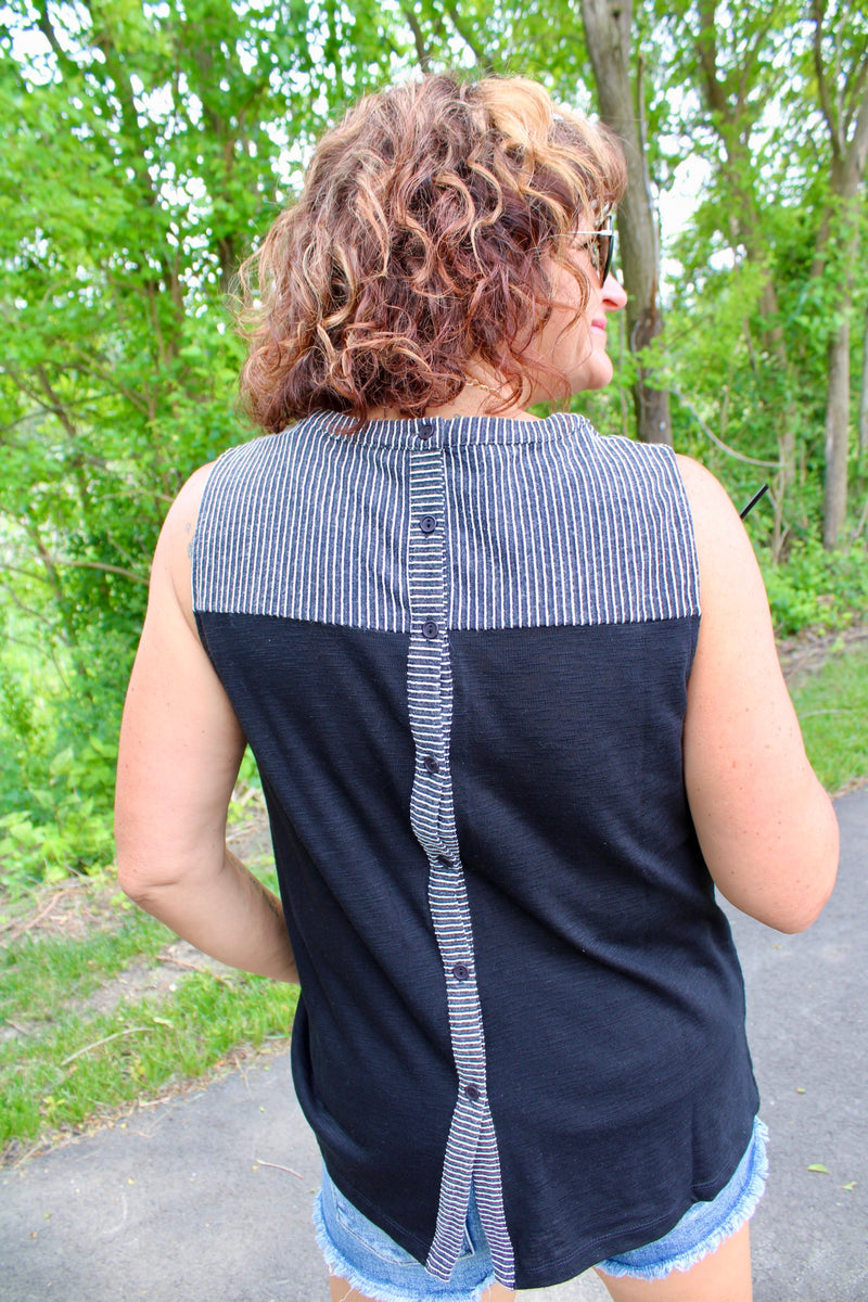 Button Back Slub Knit Cutout Muscle Tank | Black