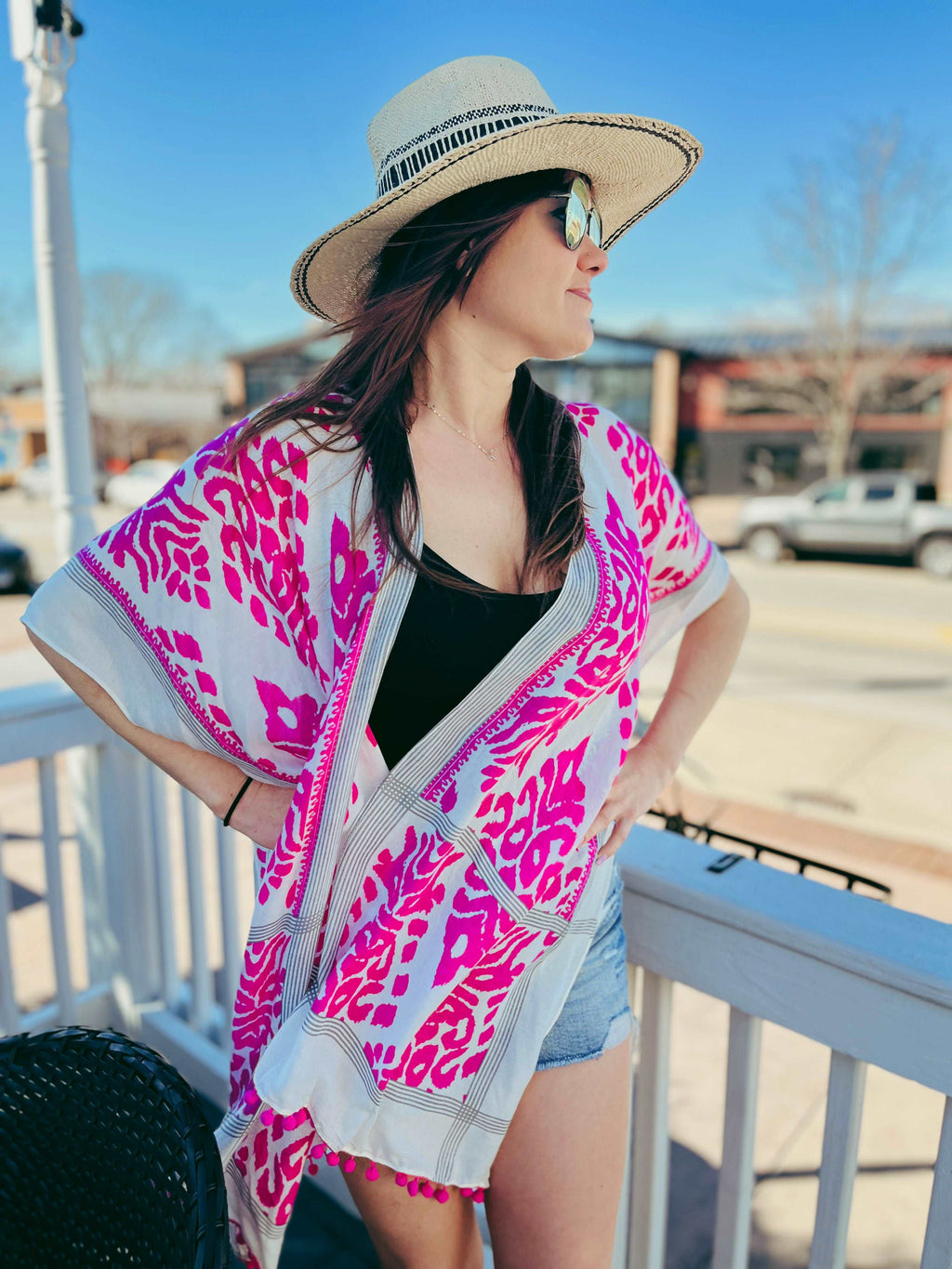 Antigua Damask Print Kimono | Bright Pink